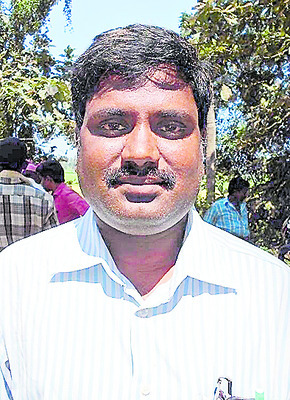 మొక్కజొన్న తోటలో.. ముసిరిన చీకట్లు4