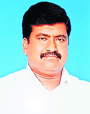క్రీడాప్రాంగణాల్లో పిచ్చిమొక్కలు 2