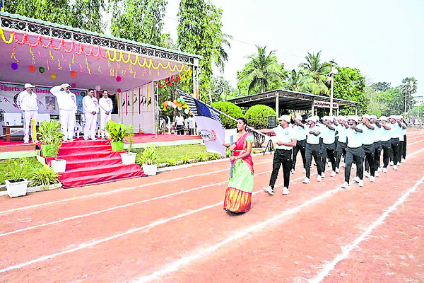 ఏపీఎస్పీలో క్రీడా సంబరాలు 1