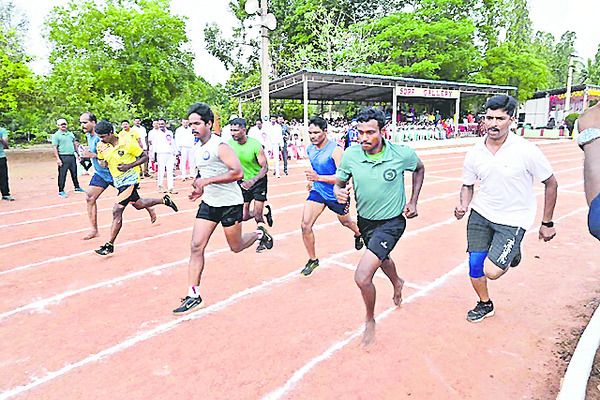 ఏపీఎస్పీలో క్రీడా సంబరాలు 2