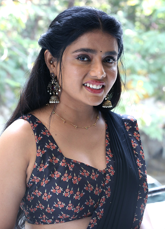 Dear Uma Movie Telugu Actress Sumaya Reddy Pics10