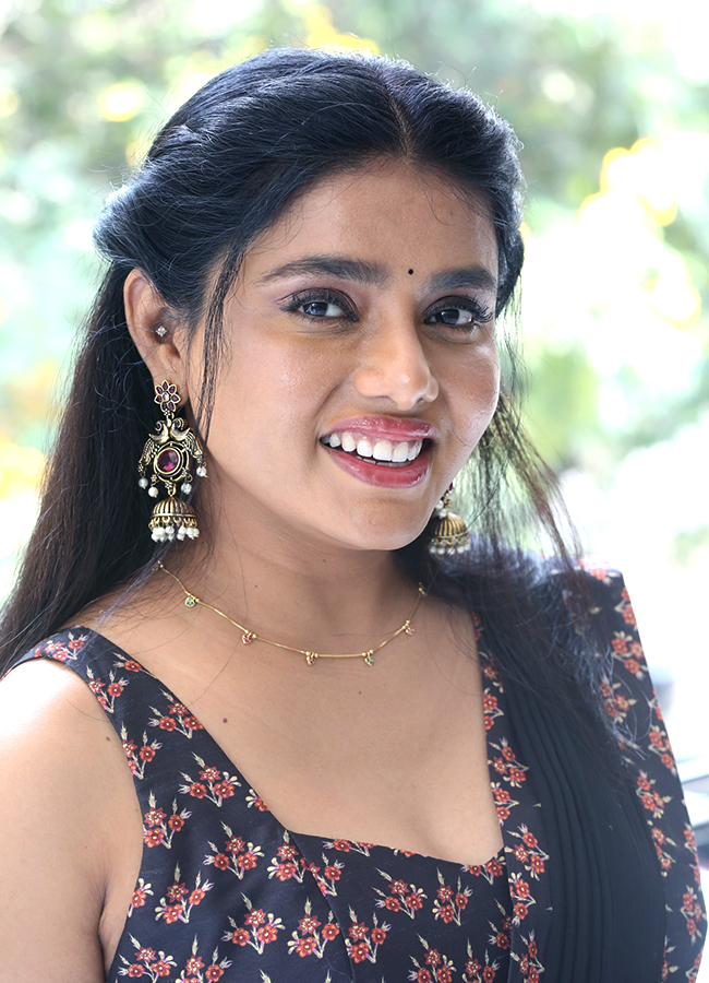 Dear Uma Movie Telugu Actress Sumaya Reddy Pics3