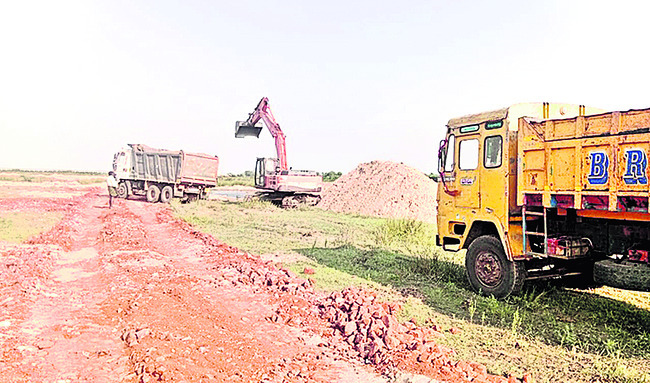 నదిలోకి రోడ్డు 2