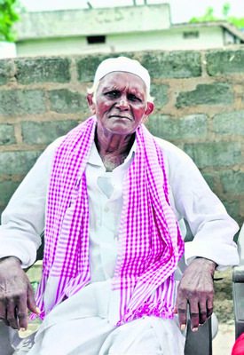 రైలు ఢీకొని గుర్తుతెలియని వృద్ధుడు మృతి 1