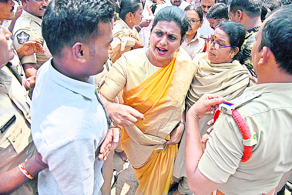 సిండికేట్‌.. అ‘ధర’హో!
8