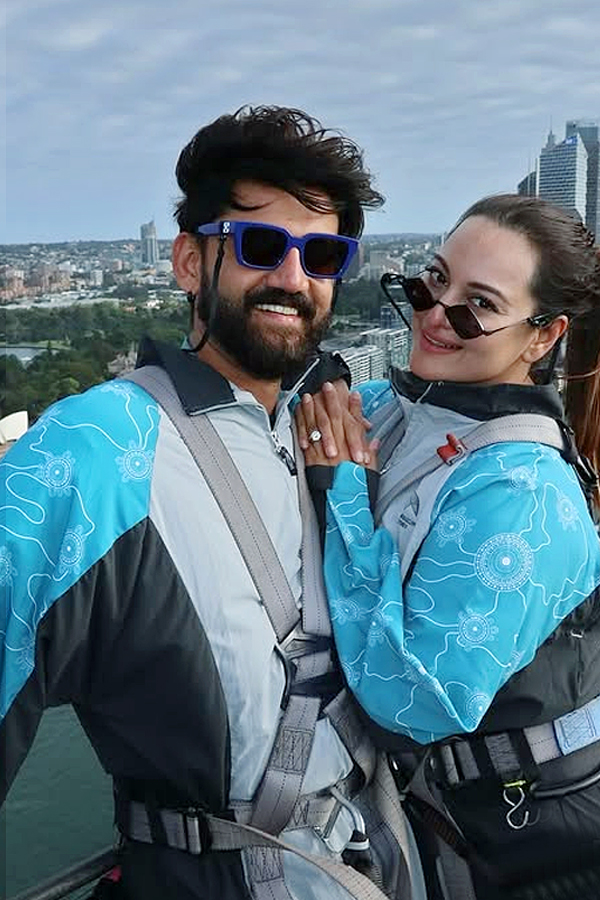 Sonakshi Sinha SLAMS Troll Claiming Her Divorce From Zaheer Iqbal Photos9
