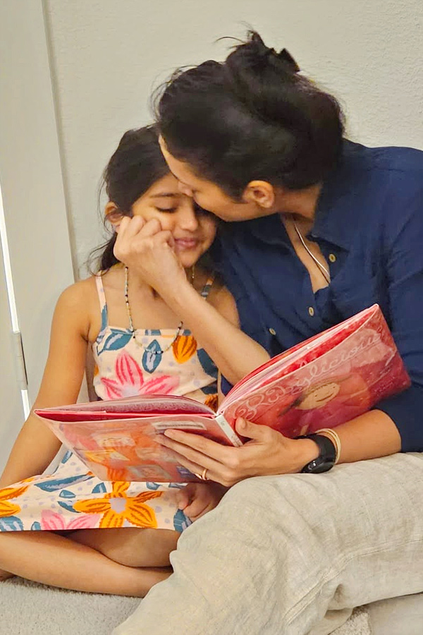 Actress Srinidhi Shetty picks up and plays with her baby Photos Viral13