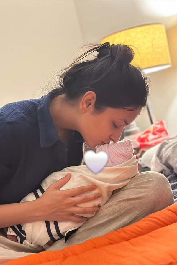 Actress Srinidhi Shetty picks up and plays with her baby Photos Viral10
