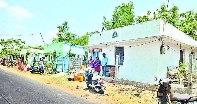 కమిషనర్ అత్యుత్సాహం 2