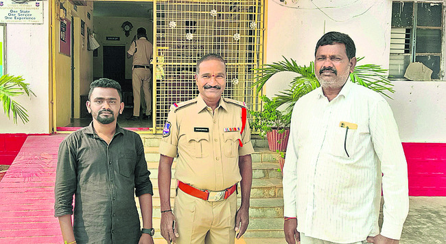 హనుమాన్ జయంతి వాల్పోస్టర్ ఆవిష్కరణ1