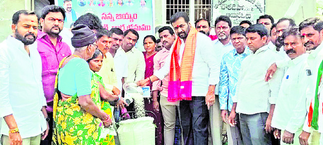 ‘సన్న బియ్యం’ పేదల ఆత్మగౌరవ పథకం1