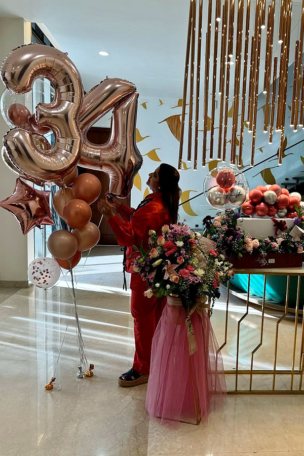Dil Raju Daughter Hanshitha Reddy Grand Birthday Celebrations Photos10