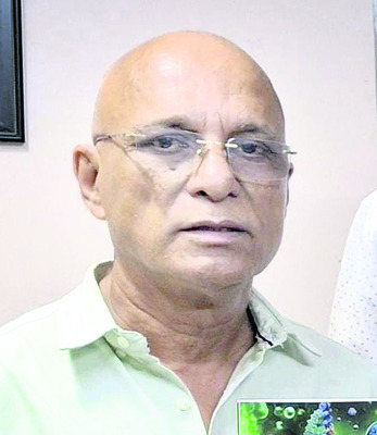 458 పోస్టులకు పోటీ1