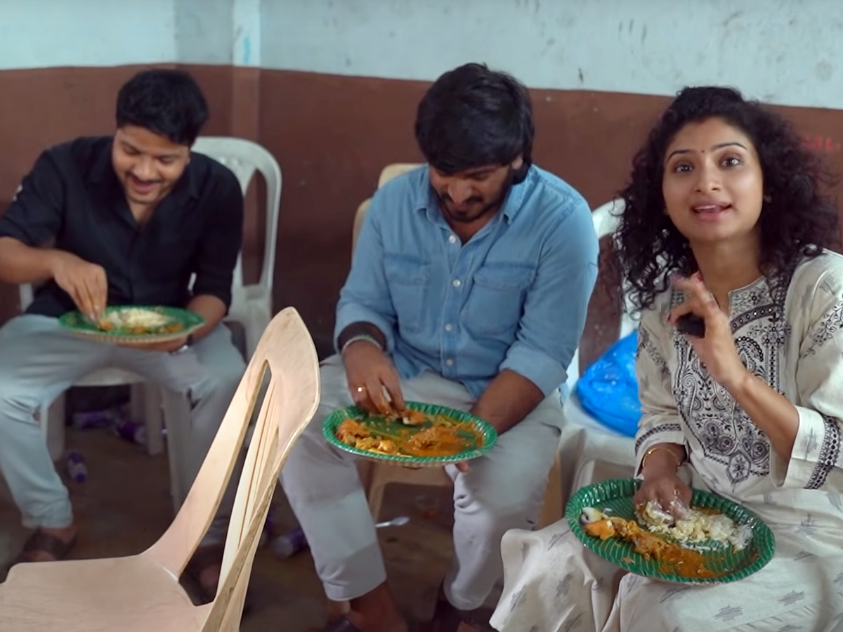 The family members and the web series team held this daawat at peddamma thalli16