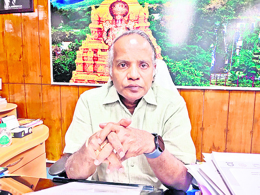 హాల్టికెటొచ్చింది!1