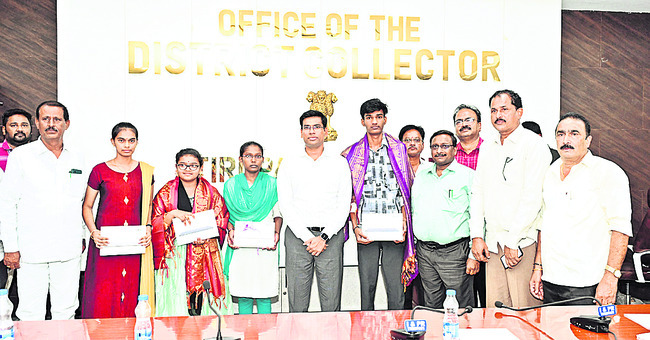 సివిల్స్లో ‘సాయితేజ’ం1