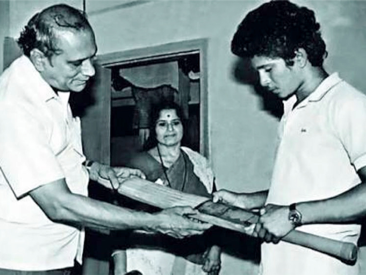 Sachin Tendulkar Unseen and Rare Photos: Happy Birthday Master Blaster Photos17