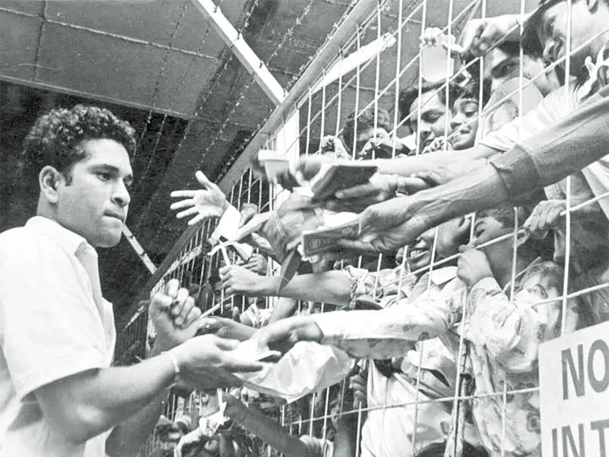 Sachin Tendulkar Unseen and Rare Photos: Happy Birthday Master Blaster Photos35