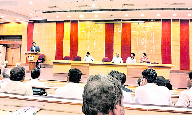 అఫ్లియేషన్ కోసం తనిఖీలు నిర్వహిస్తాం1