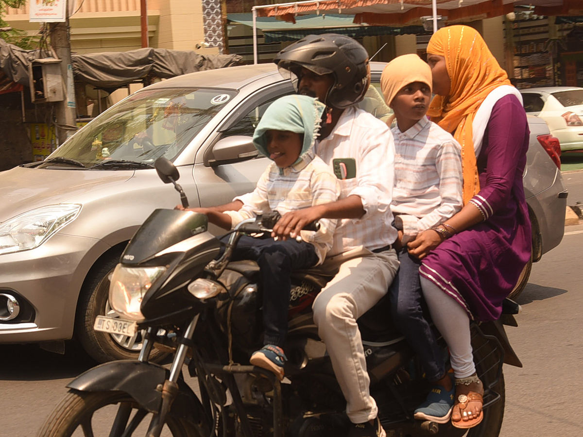 Rise in day temperatures in telugu state photos16