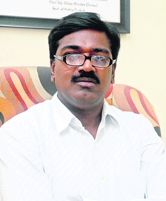 కారులన్నీ అటే...1