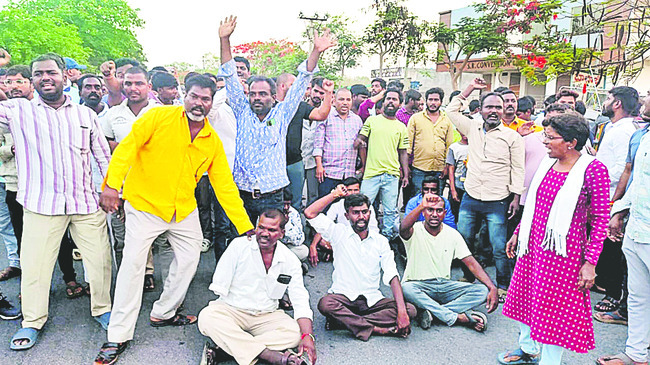 సాగర్రోడ్డుపై ఉద్రిక్తత 1