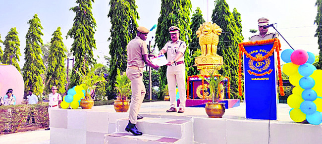 ఘనంగా పోలీసు వ్యవస్థాపక దినోత్సవం 1