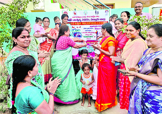 అభాగ్య శిశువుల కోసం ‘ఊయల’1