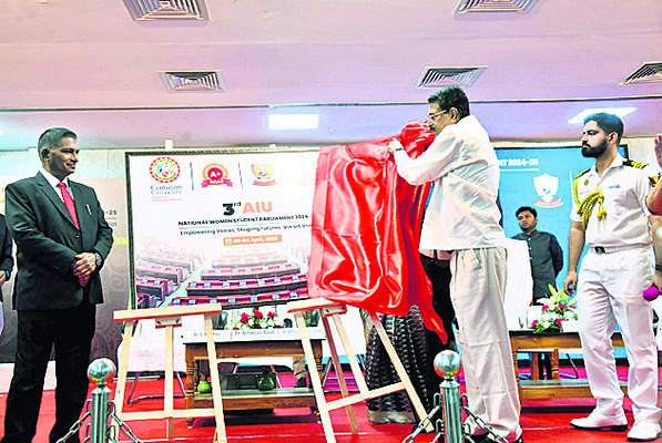 నాయకత్వ లక్షణాలు అలవర్చుకోవాలి2