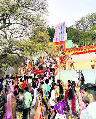 వైభవంగా సిడిమాను ఉత్సవం 1