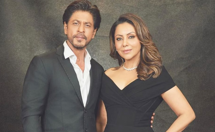 Shah Rukh Khan shifting out of Mannat, Gauri Khan sells Mumbai flat for Rs 11.61 cr Photos3