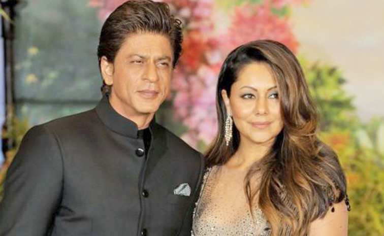 Shah Rukh Khan shifting out of Mannat, Gauri Khan sells Mumbai flat for Rs 11.61 cr Photos5