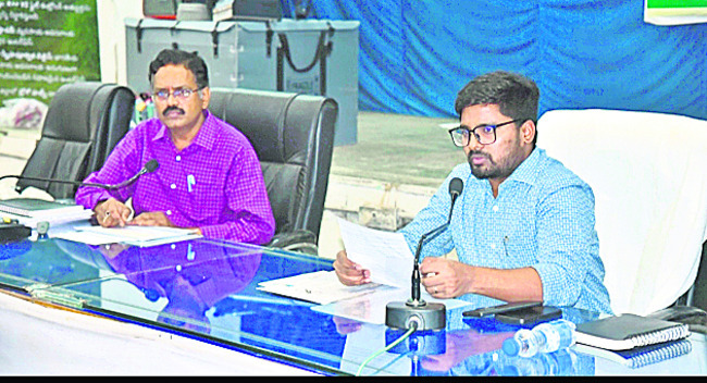 పుష్పాలంకరణలో పైడితల్లి2