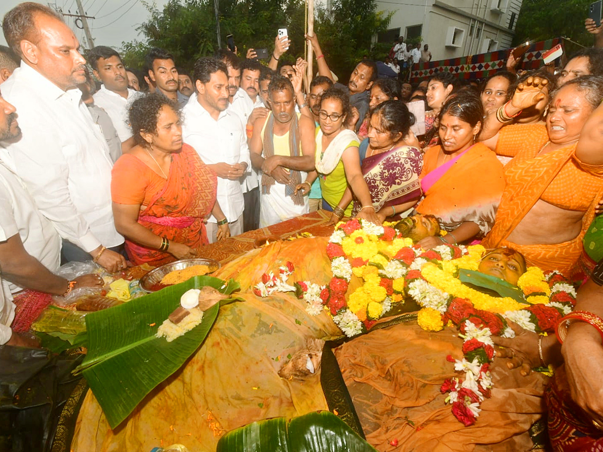 YS Jagan Visits Simhachalam Tragedy Victims Families Photos10