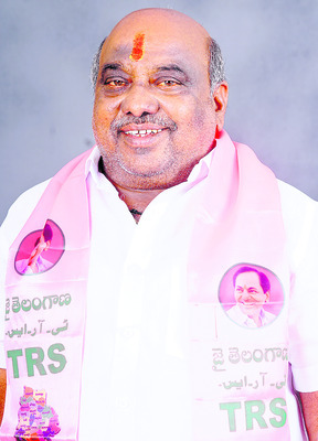 విద్యార్థులకు ఫౌండేషన్..
1