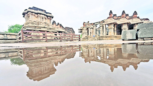 రాజధానిని ముంచెత్తిన భారీ వాన 1
