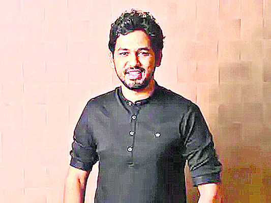 జో చిత్ర దర్శకుడితో హిప్ హాప్ ఆది 1