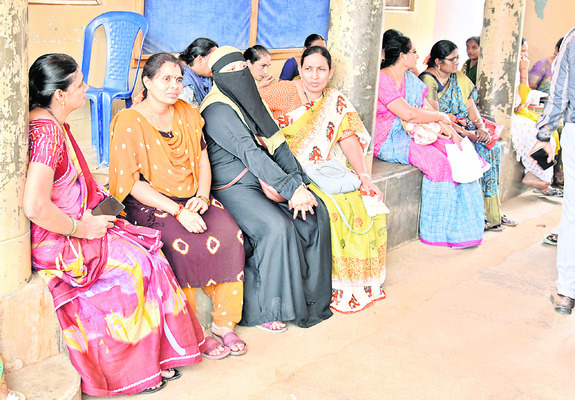● ఇదేనా గురువులకిచ్చే గౌరవం ? 3