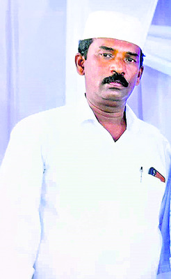 భావనారాయణ స్వామి భూములను పరిశీలించిన కలెక్టర్ 1