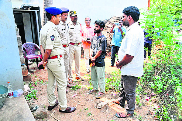 ఉలిక్కిపడిన శివరాం 3