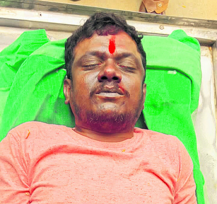 యువకుడి ఆత్మహత్య 2