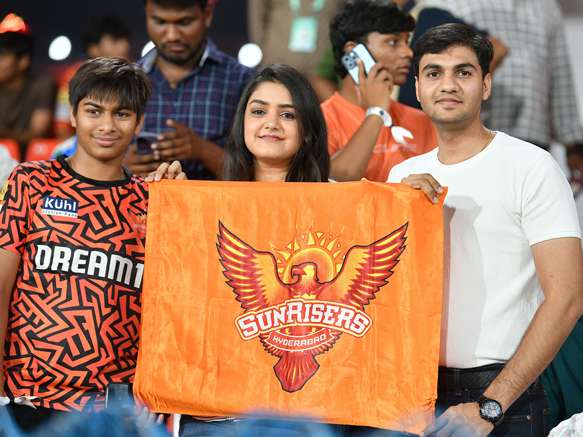 Sunrisers vs Gujarat Titans match photos in Hyderabad9