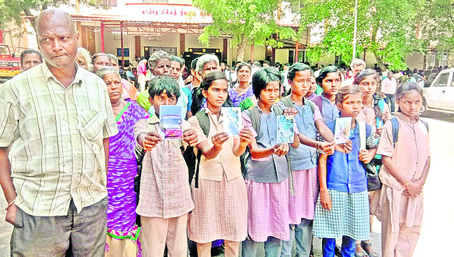 ఘనంగా అగ్నిగుండ వసంతోత్సవం
1