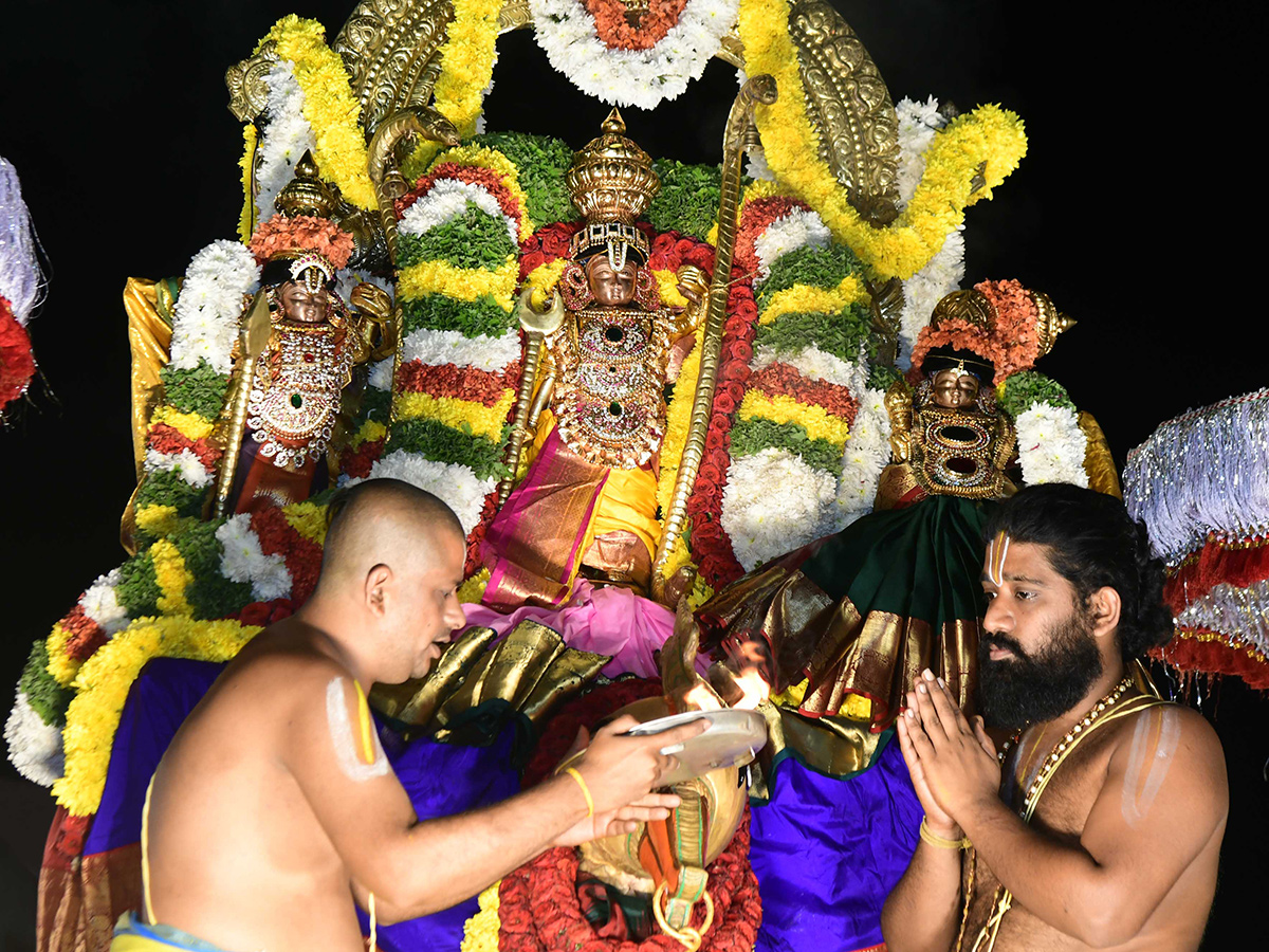 Vontimitta Sri Kodandarama Swamy Brahmotsavam 2025 Photos7