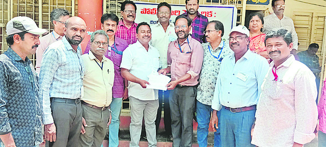 స్పెషల్‌ అసిస్టెంట్లకు  డీఏ కల్పించాలి 2