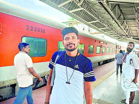 ఆకలితో అలమటించాం..
1