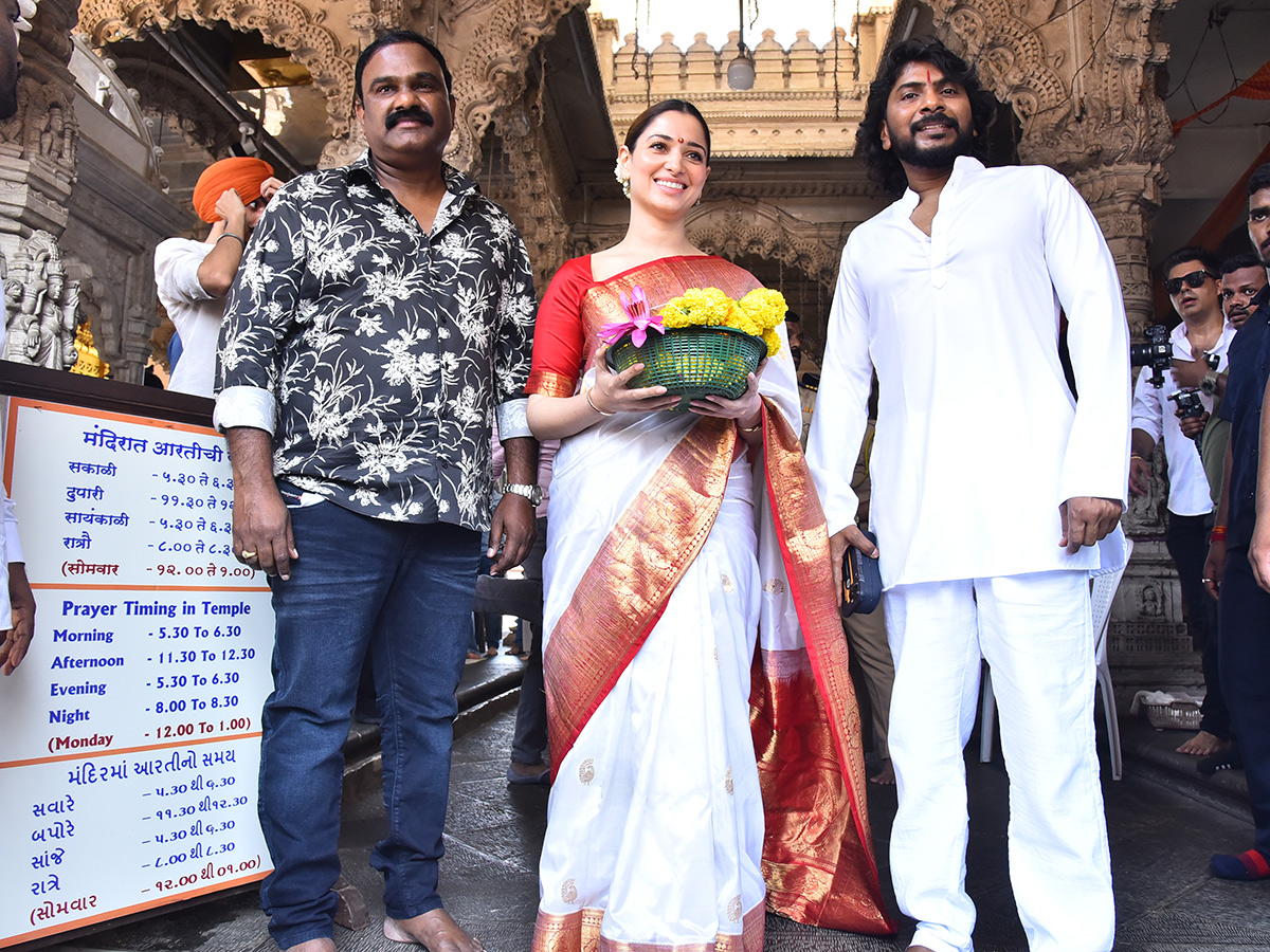 Odela 2 Movie Team Visited Babulnath Temple Mumbai12