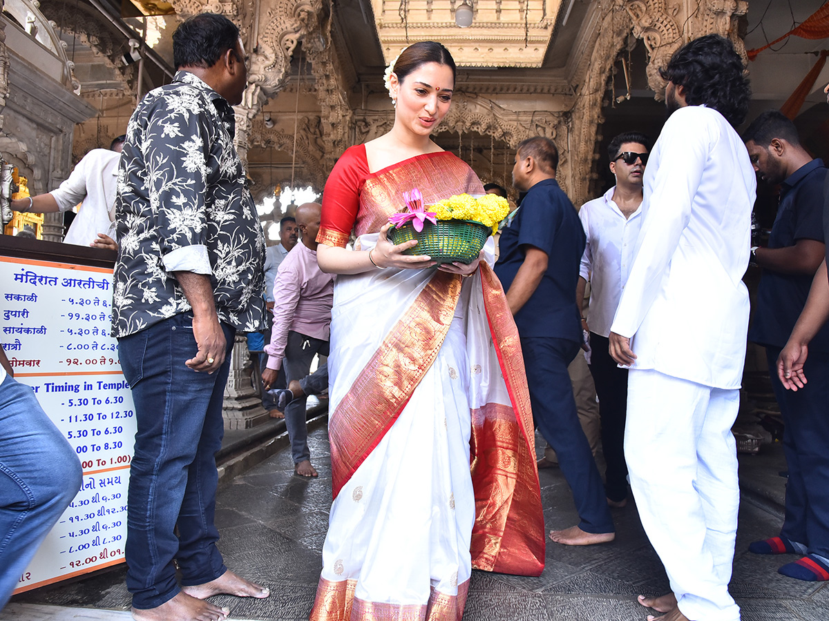 Odela 2 Movie Team Visited Babulnath Temple Mumbai13