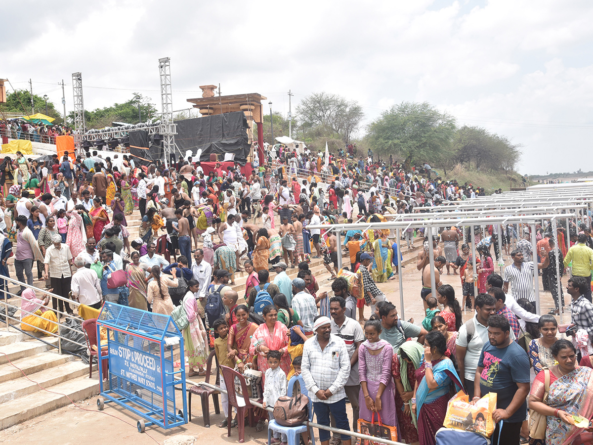 Saraswati Pushkaralu 2025 in Telangana Photo Gallery3