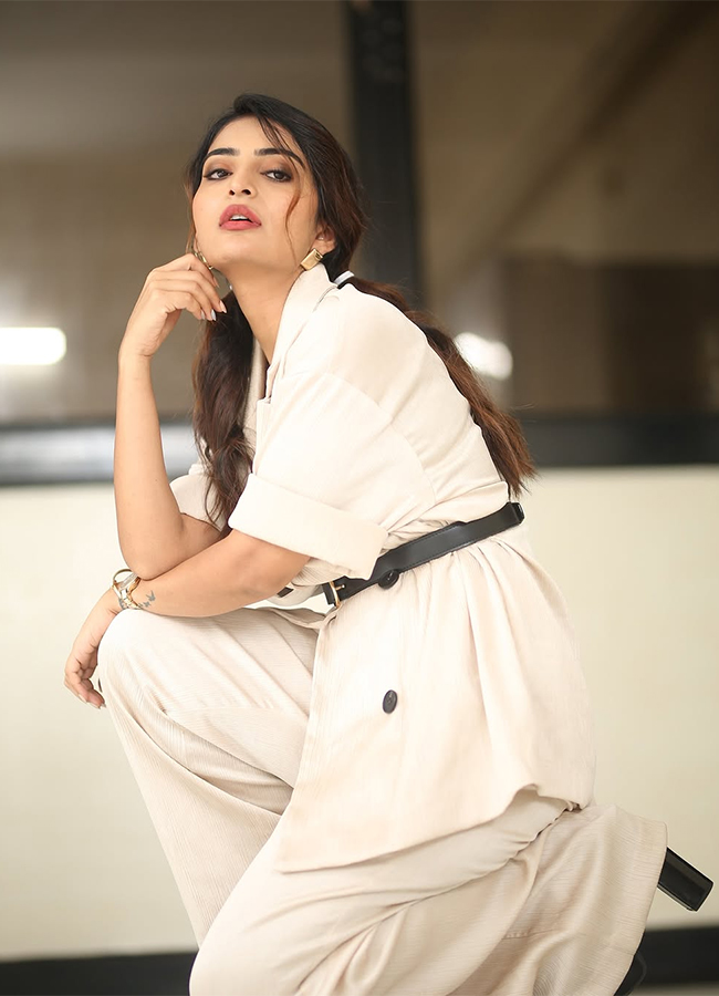 Pottel Movie Actress Ananya Nagalla Win Gaddar Award Photos11